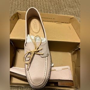 NWB Sperry shoes dust pink size 7